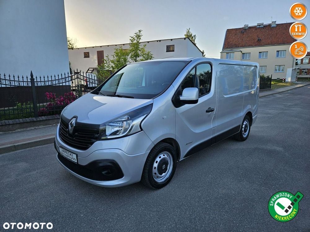 Renault Trafic - 1