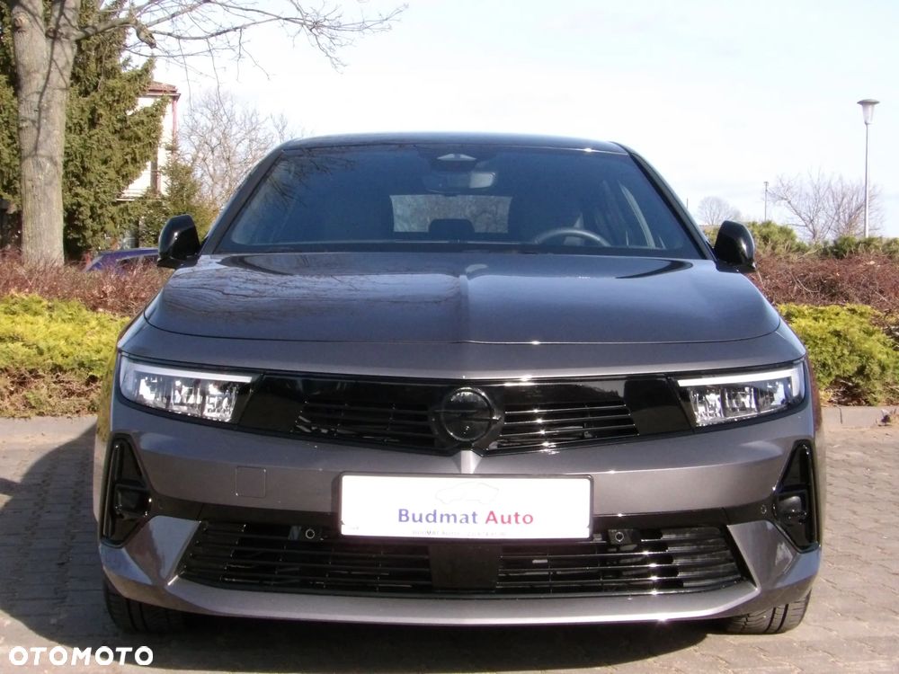 Opel Astra 1.2 T GS S&S - 4