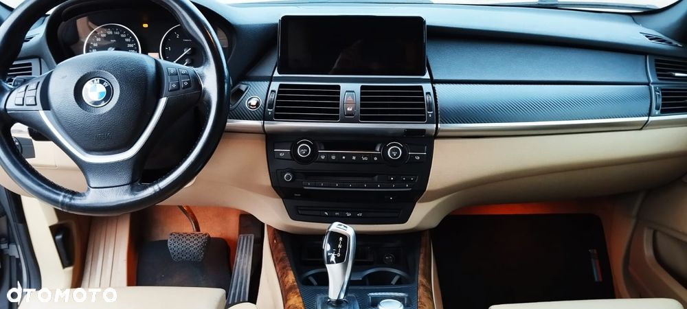 BMW X5 xDrive30d - 13