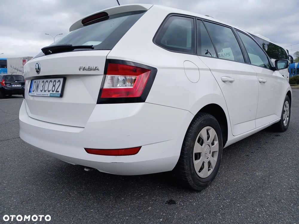 Skoda Fabia - 5