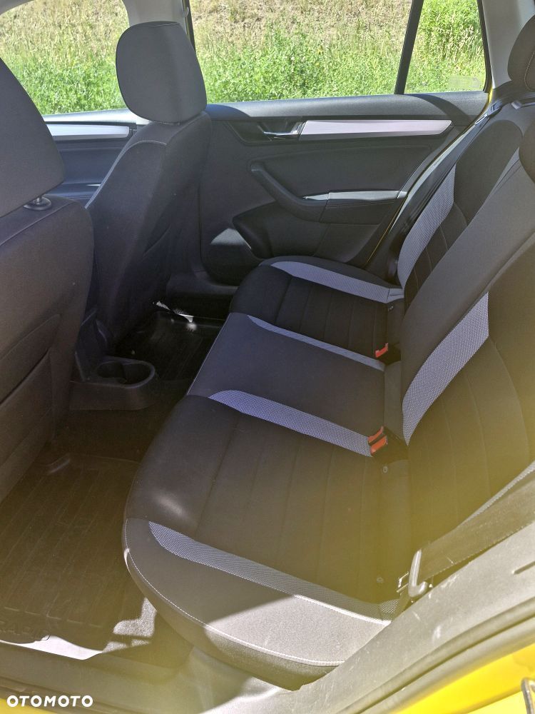 Skoda RAPID Spb 1.6 TDI DPF Ambition - 10