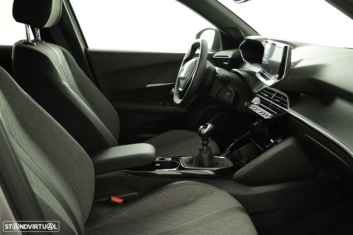 Peugeot 2008 1.2 PureTech Allure - 20