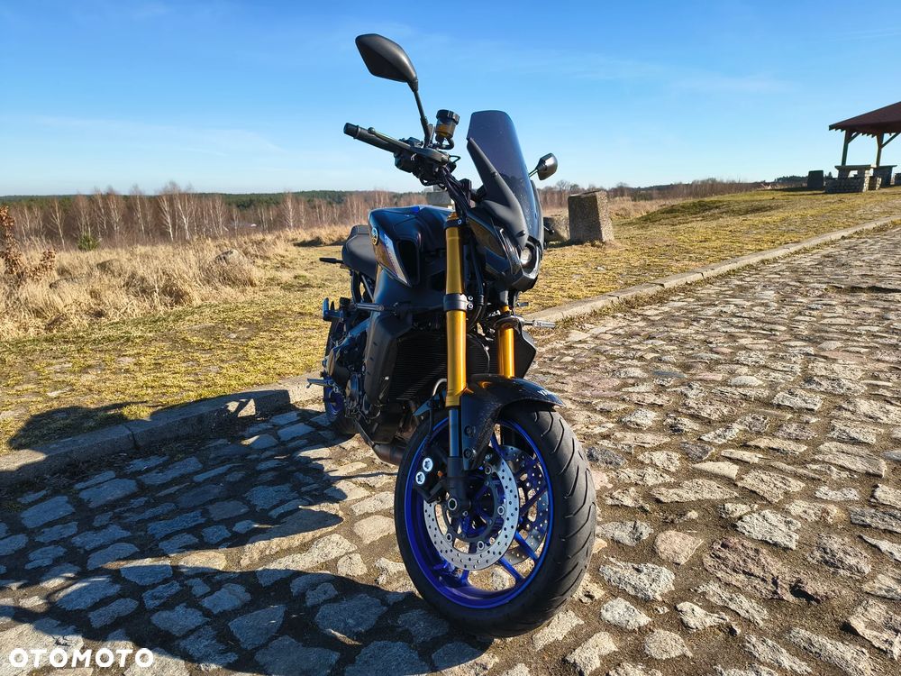 Yamaha MT - 9