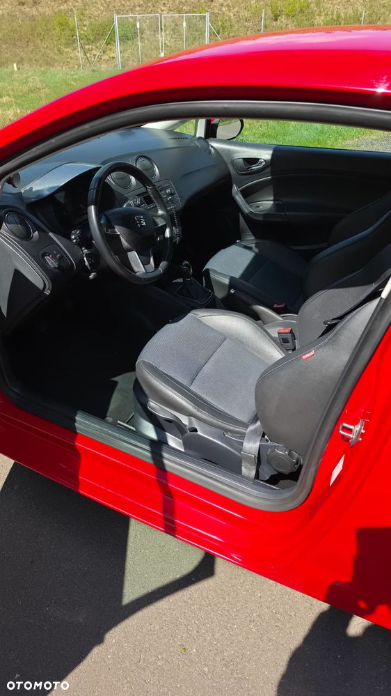 Seat Ibiza 2014 photo 5