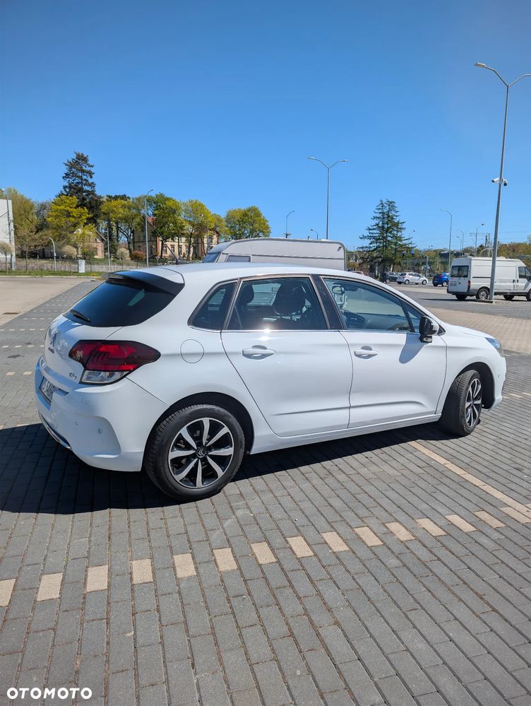 Citroën C4 BlueHDi 100 Stop&Start 86g Selection - 4