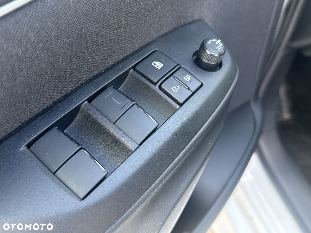 Toyota Yaris Hybrid 1.5 Style - 20