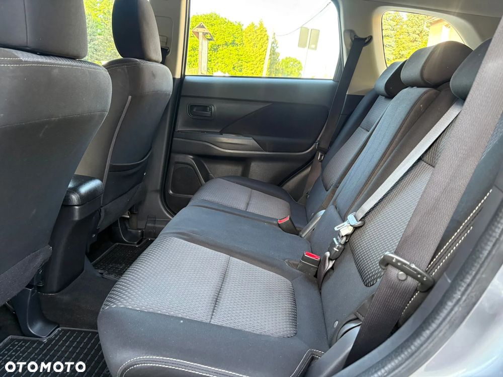 Mitsubishi Outlander 2.0 2WD Edition - 10