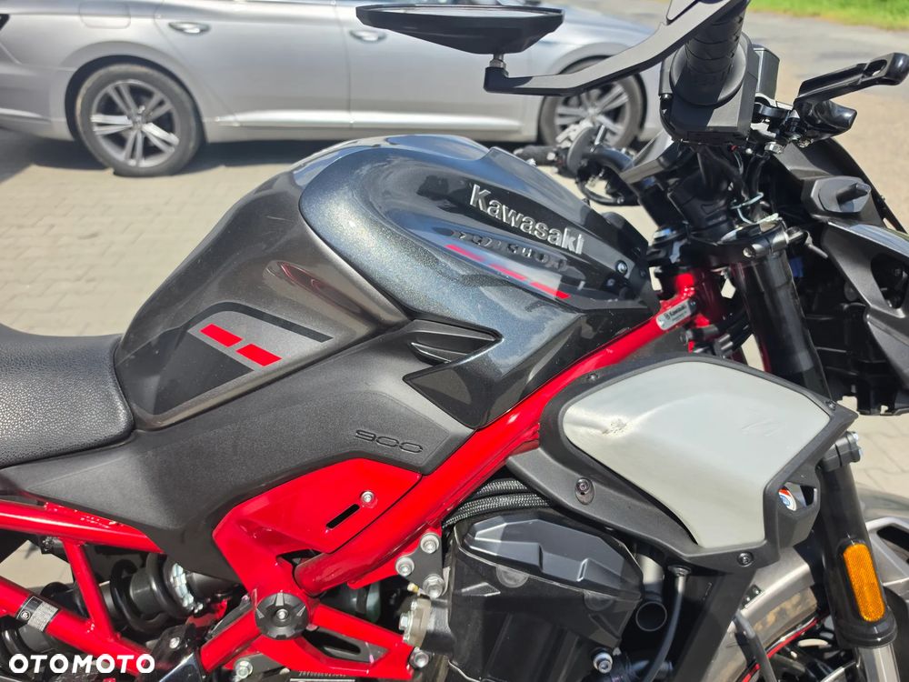 Kawasaki Z 900 - 19