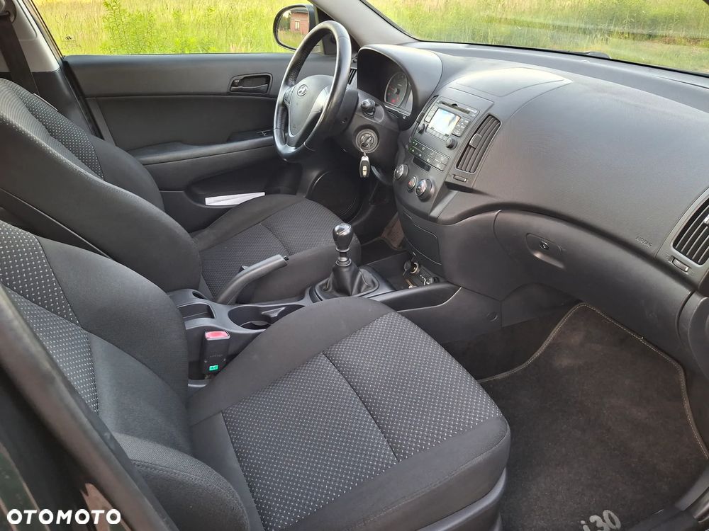 Hyundai i30 1.4 Classic - 14