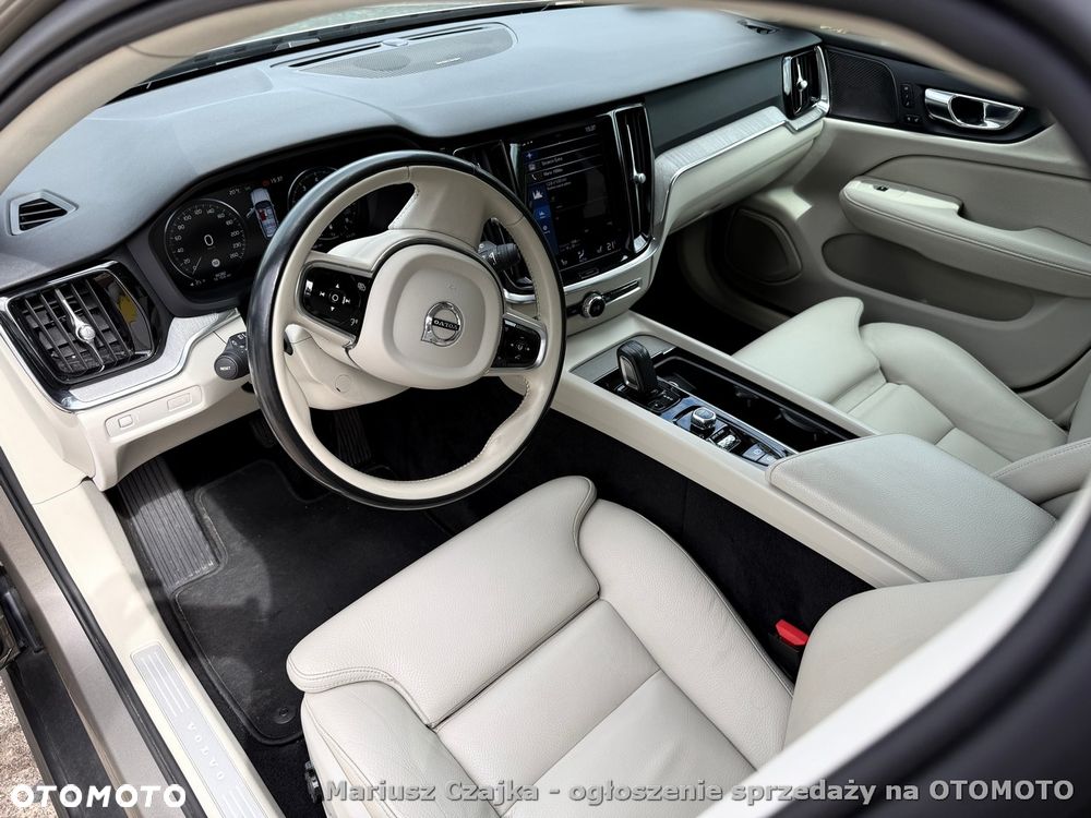 Volvo V60 Cross Country Pro B5 B AWD - 9
