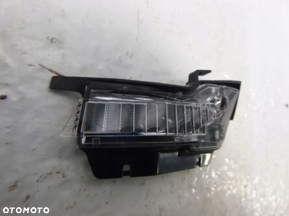 SKODA FABIA 4 IV 21- KIERUNKOWSKAZ LAMPKA LUSTERKA MIGACZ LEWY PRAWY ORYGINAŁ - 16