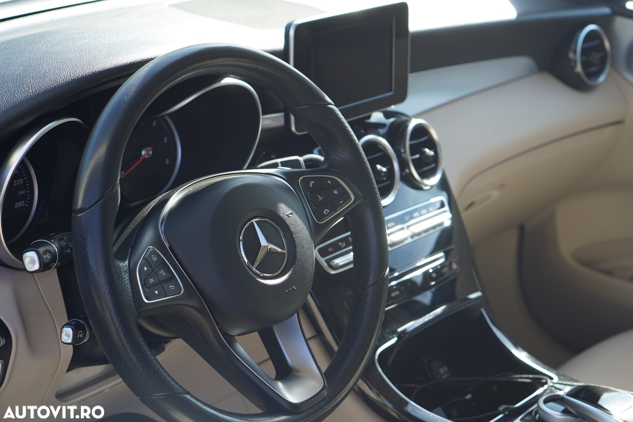 Mercedes-Benz GLC 250 d 4MATIC - 9