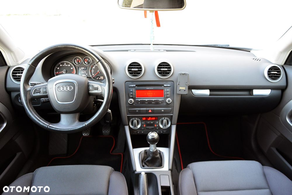 Audi A3 3-drzwiowe 1.8 TFSI S line Sportpaket - 17