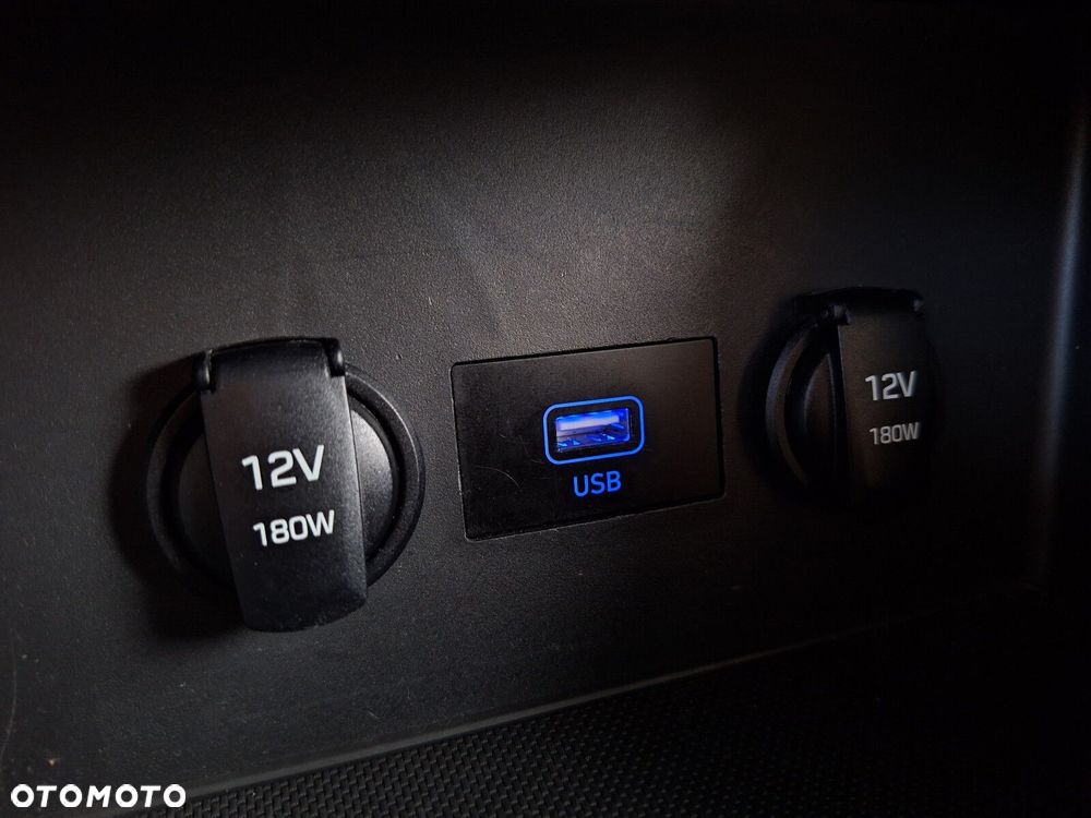 Hyundai i30 1.6 D Comfort DCT - 39