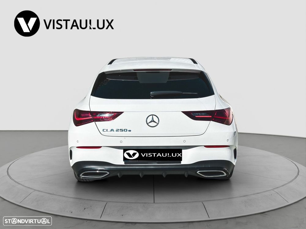 Mercedes-Benz CLA 250 e Shooting Brake AMG Line - 5