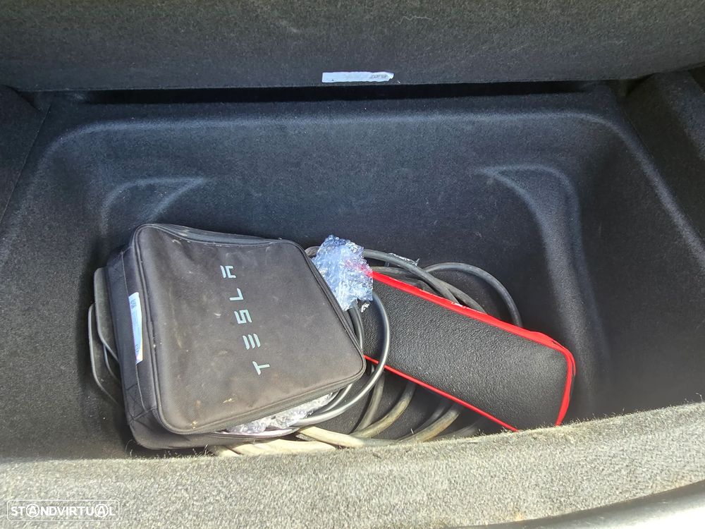 Tesla Model Y Standard - 15