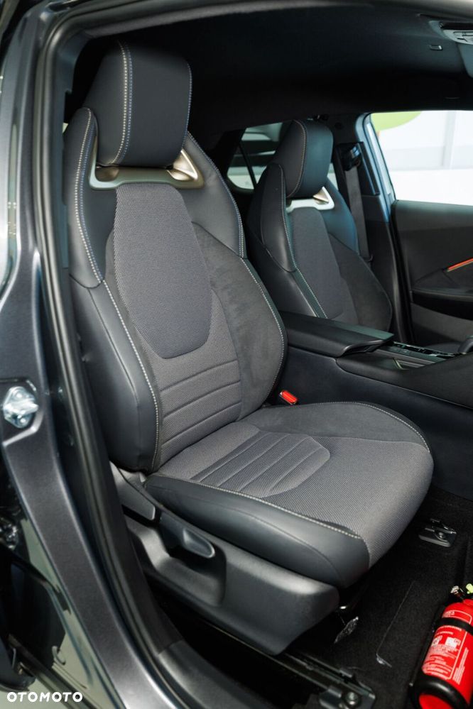 Toyota C-HR 1.8 Hybrid Executive - 19