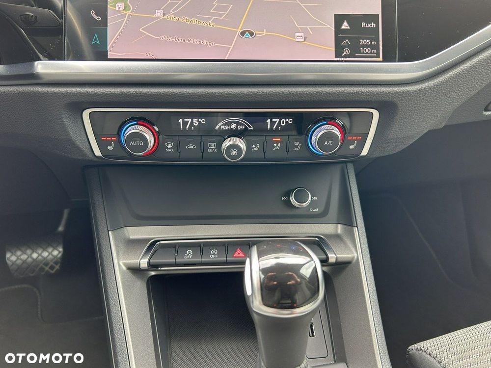 Audi Q3 35 TFSI S tronic - 29