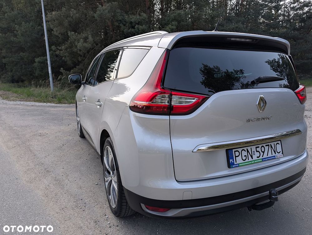 Renault Grand Scenic - 14