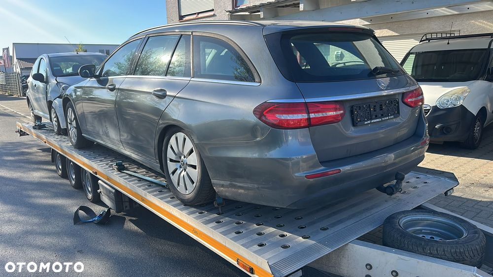 Mercedes-Benz Klasa E 200 d 9G-TRONIC - 3