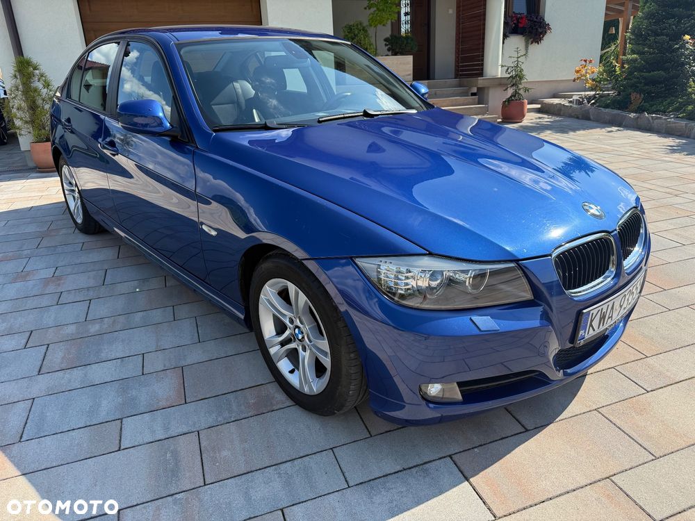 BMW Seria 3 320i - 8