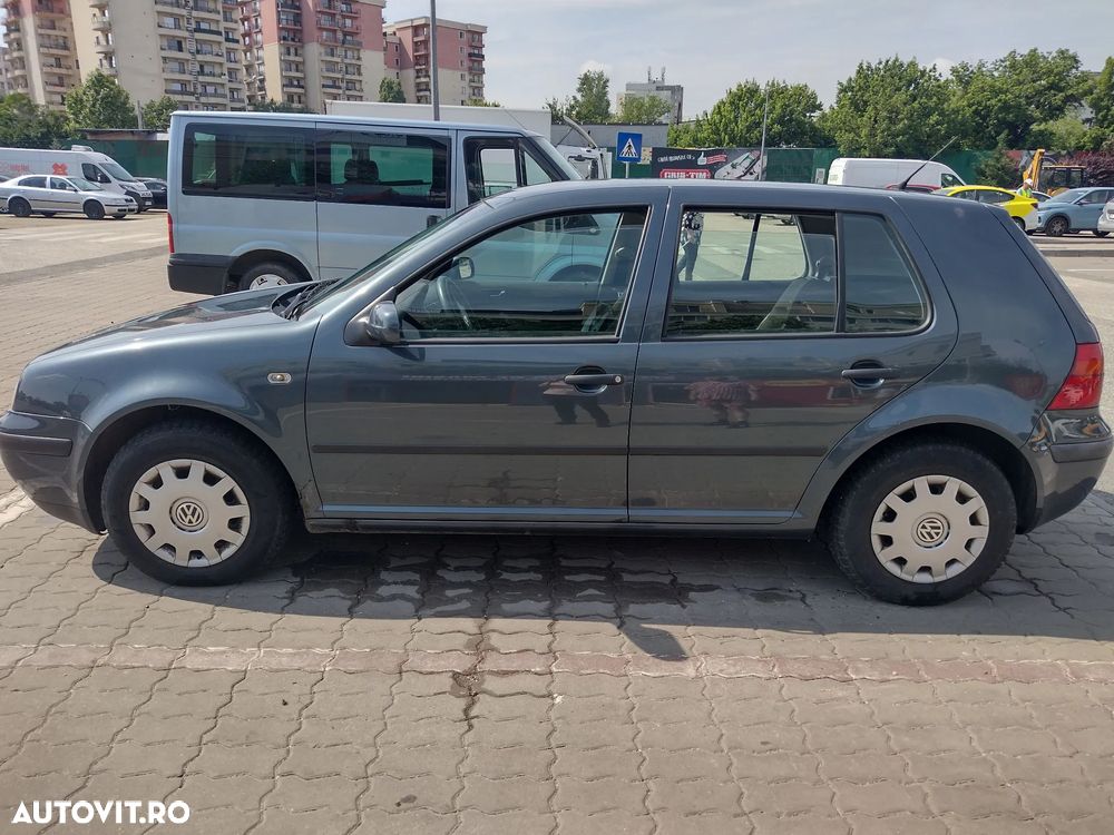 Volkswagen Golf 1.4 - 4
