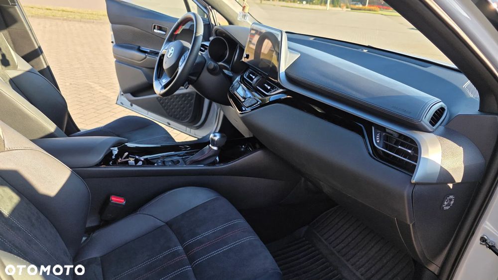 Toyota C-HR 2.0 Hybrid GR Sport - 19