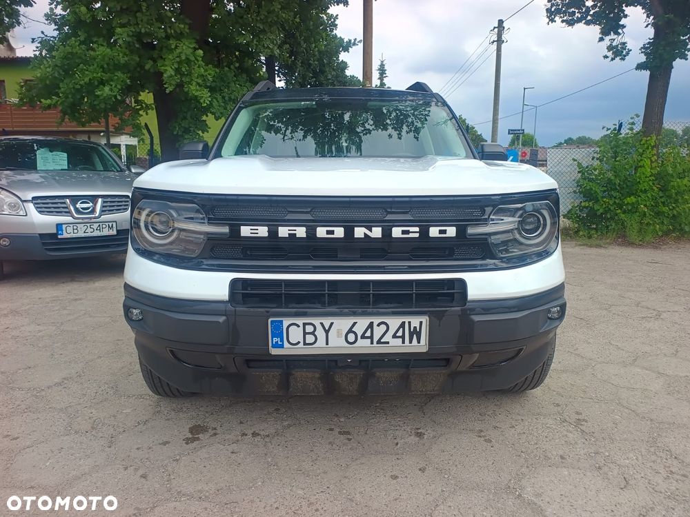 Ford Bronco - 16