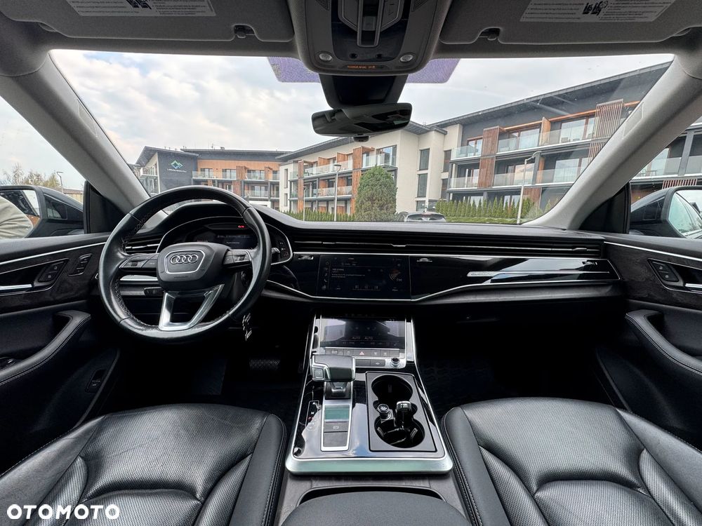 Audi Q8 55 TFSI quattro tiptronic - 5