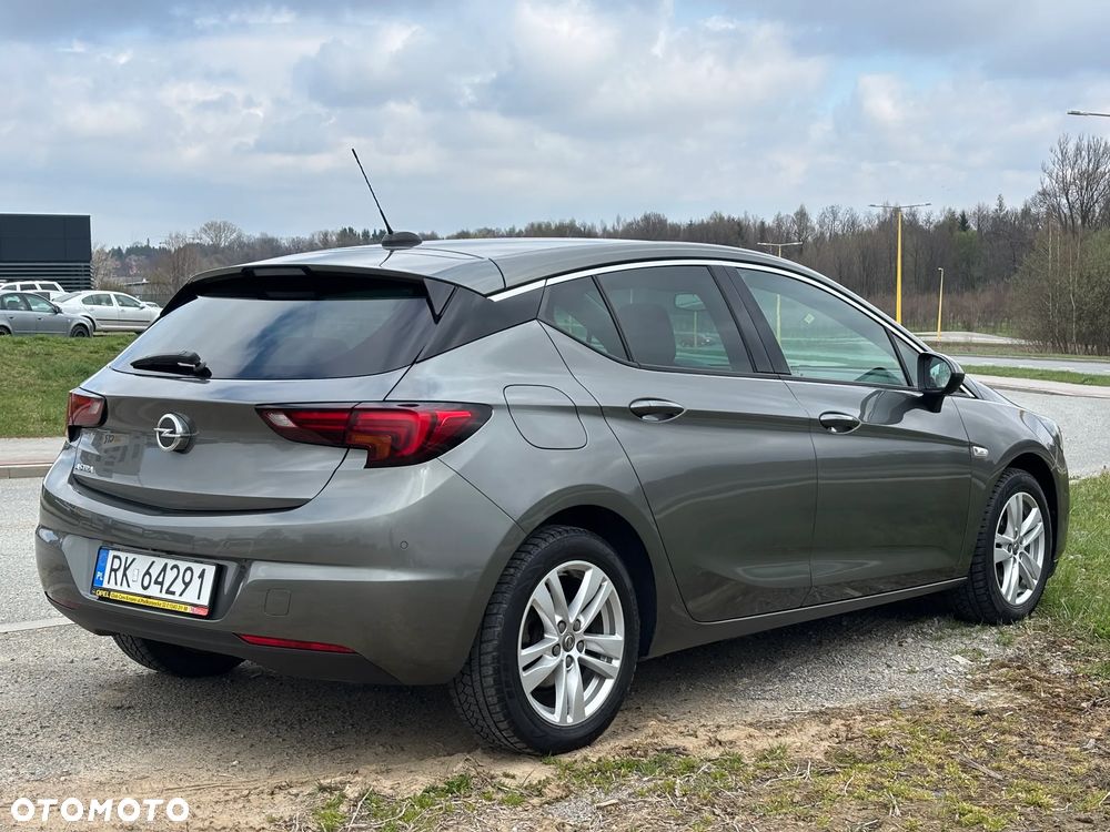 Opel Astra 1.2 T S&S - 10