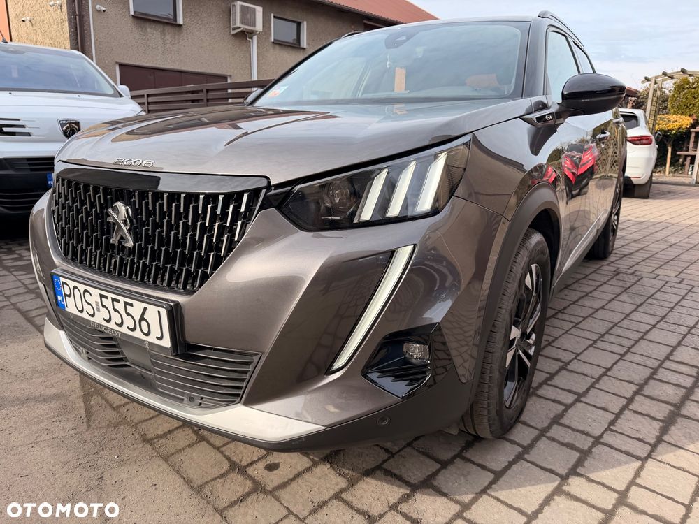 Peugeot 2008 PureTech 130 EAT8 GT - 22