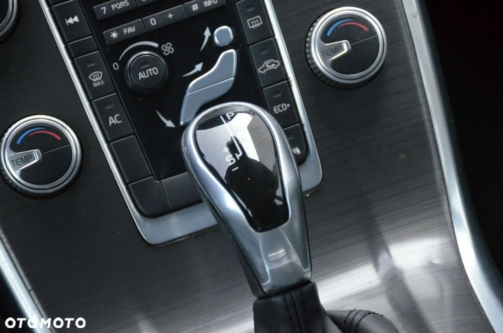 Volvo V70 - 36