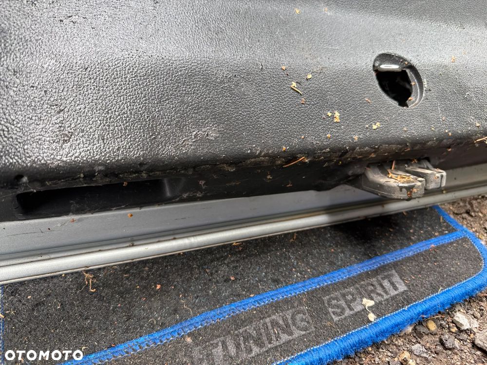 Klapa bagażnika Volkswagen Golf V kombi LA7W BRAK KOROZJI OE - 10