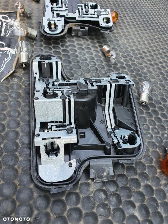 Wklad Lampa Lampy Zarowka Mocowanie Tyl Tylne AUDI A4 B6 Sedan Małysz 153947 153948 153 947 153 948 - 6