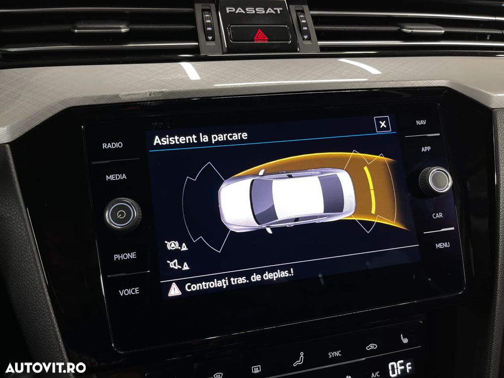 Volkswagen Passat 2.0 TDI Comfortline - 15