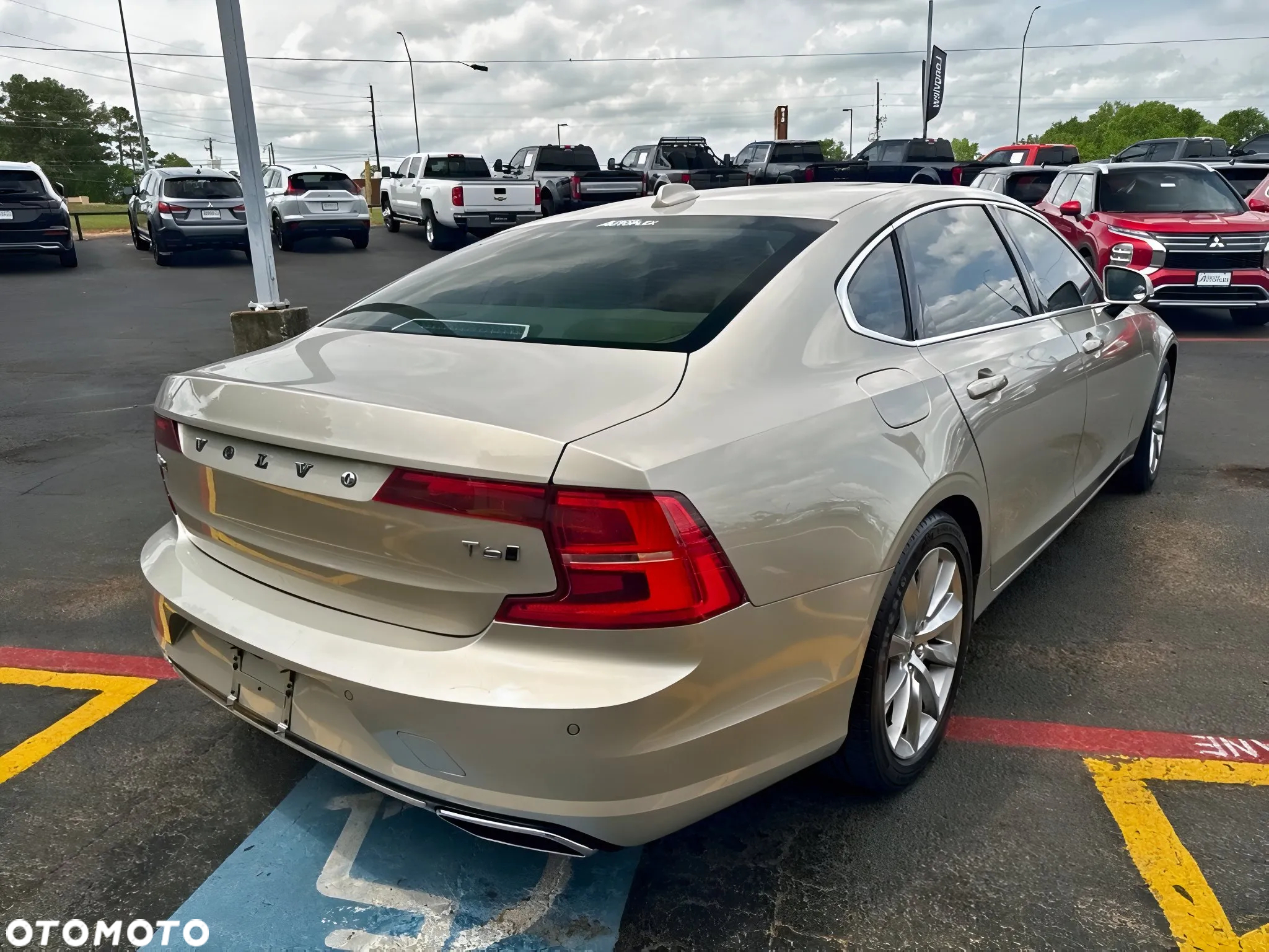 Volvo S90 T6 AWD Momentum - 8