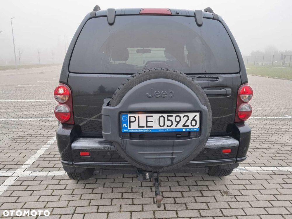 Jeep Cherokee - 3