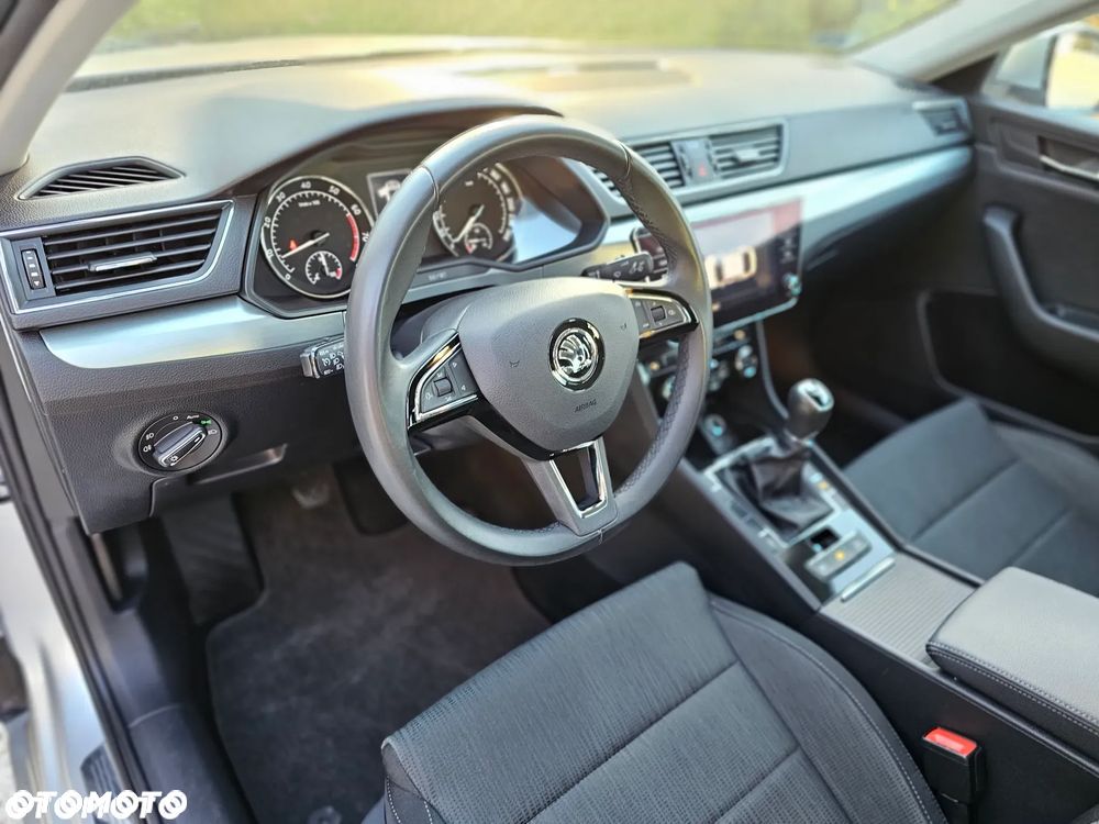 Skoda Superb 1.5 TSI Ambition - 34