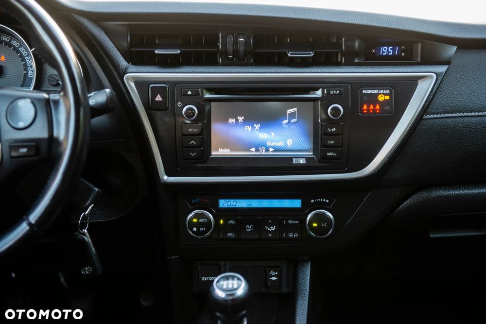 Toyota Auris 1.33 Dual-VVT-i Edition - 33
