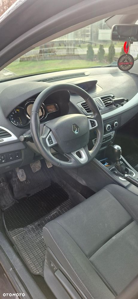 Renault Megane ENERGY TCe 115 Start & Stop LIMITED - 8