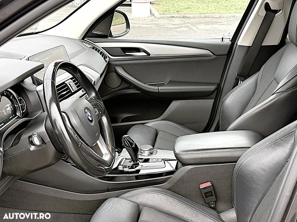 BMW X3 xDrive20d AT xLine - 17