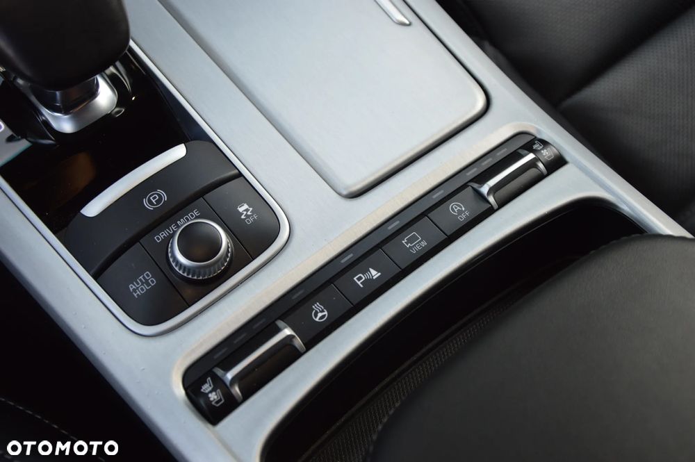 Kia Stinger 3.3 T-GDI V6 GT AWD - 14