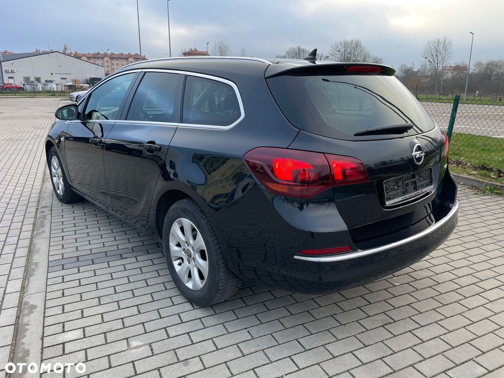 Opel Astra 1.6 CDTI DPF ecoFLEX TourerStart/Stop Exklusiv - 7