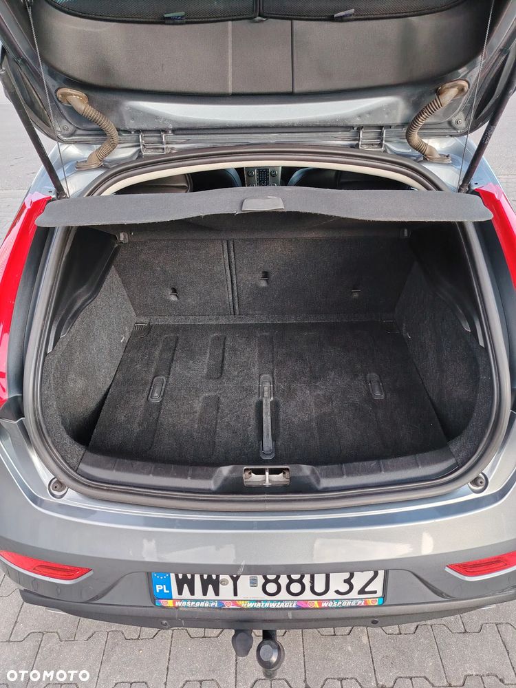 Volvo V40 D4 Summum - 6