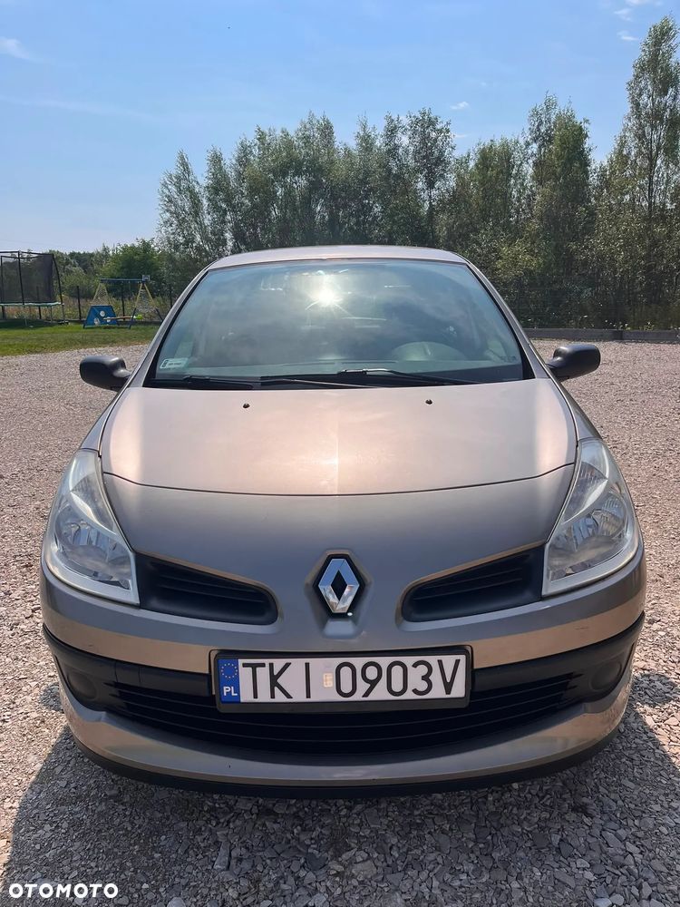 Renault Clio 1.5 dCi Authentique - 6