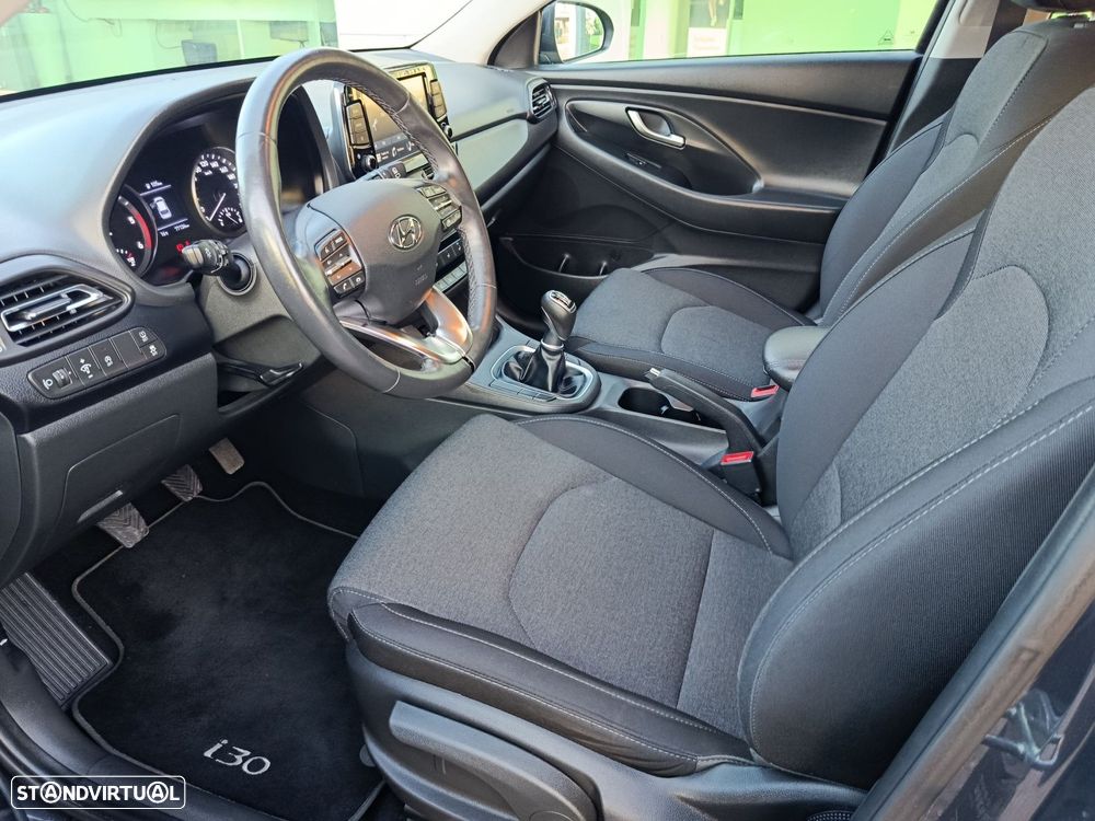 Hyundai i30 1.6 CRDI STyle Plus - 6