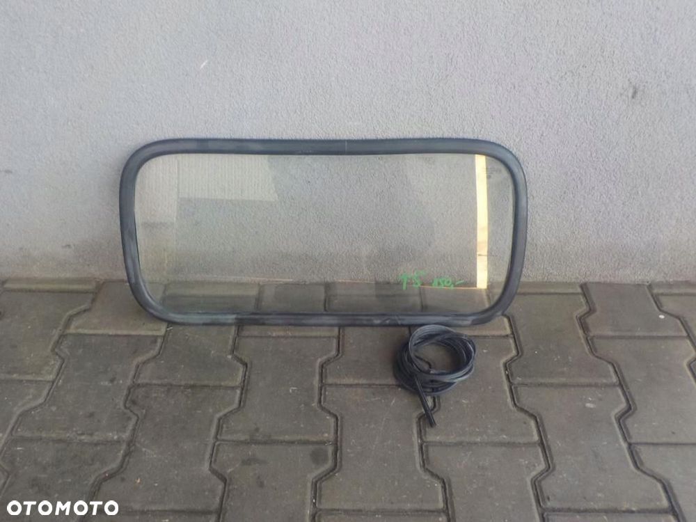 VW T5 SZYBA ŚCIANY GRODZIOWEJ