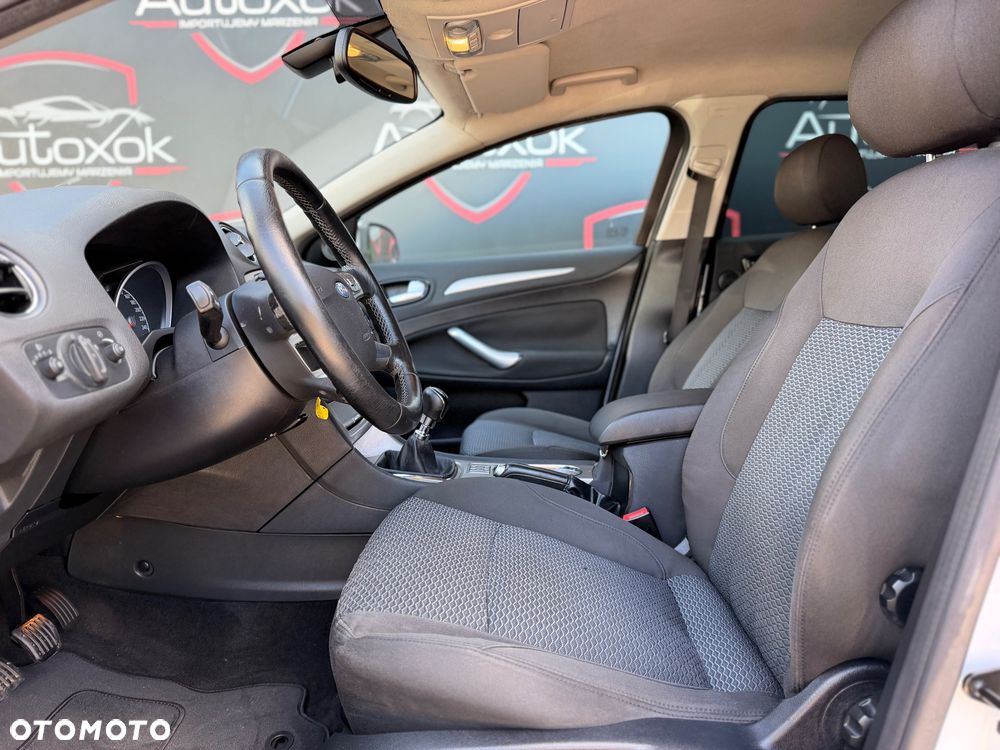 Ford Mondeo - 14