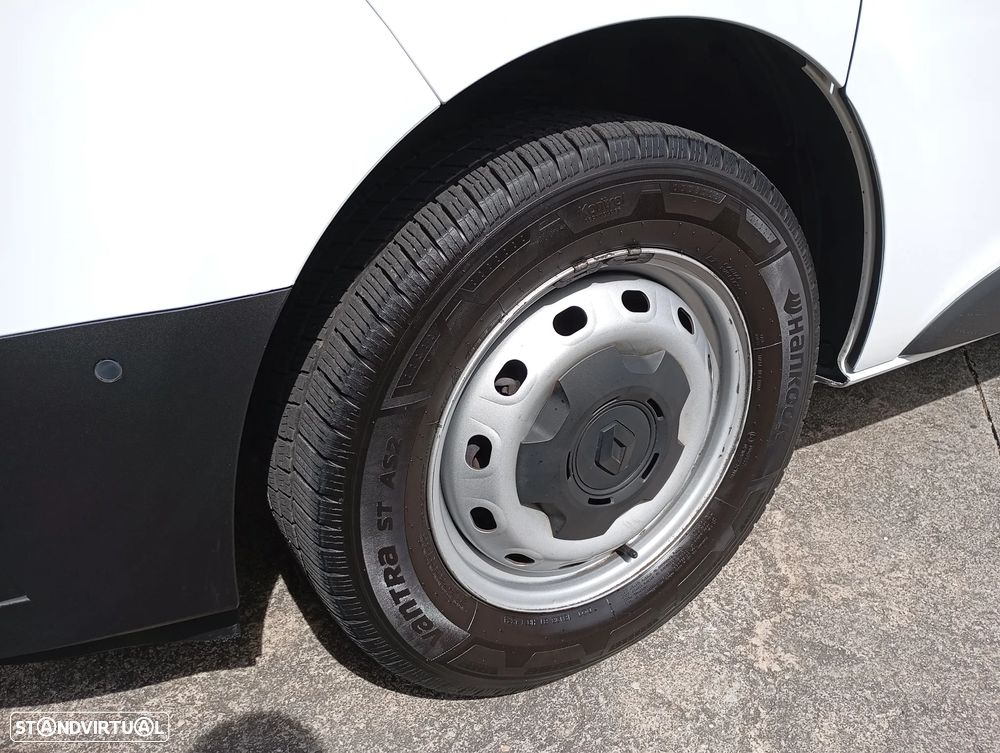 Renault Trafic L2H1 Longa 150cv - 8