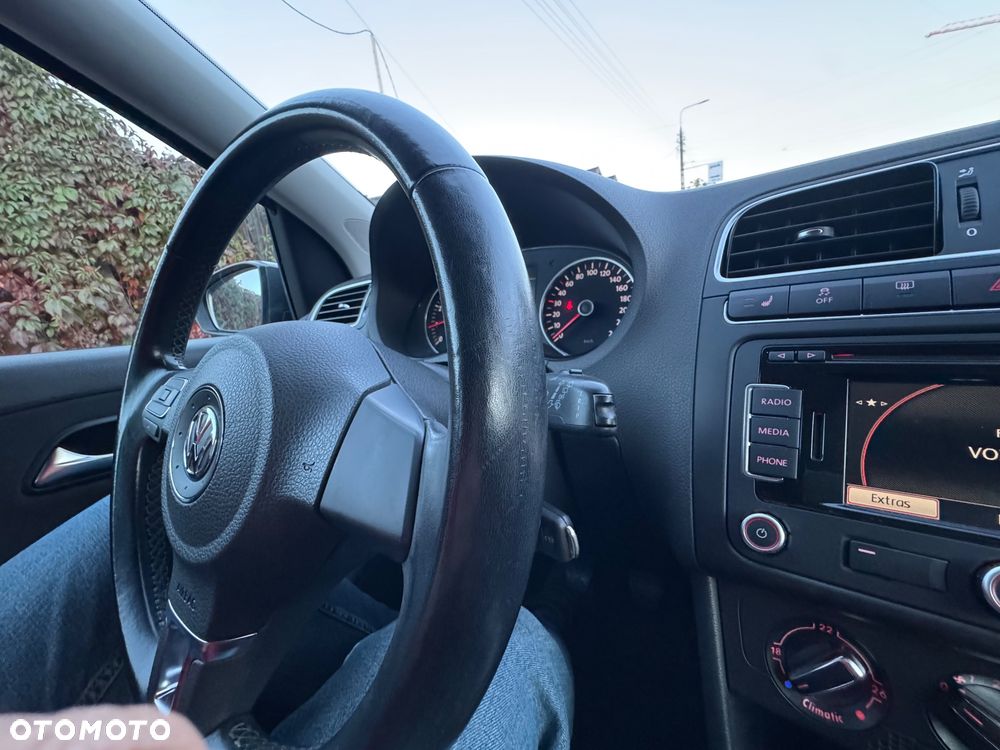 Volkswagen Polo - 16